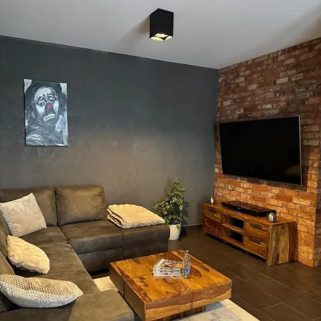 Sunset Loft Lägenhet Lubiń